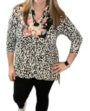 Honeyme Floral Front Gabby Top In Black