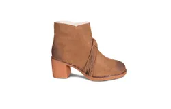Cloud Nine Ladies Madison Sheepskin Boot In Chestnut