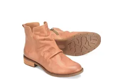 Sofft Women&apos;s Beckie Bootie In Luggage