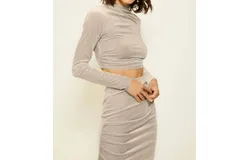 Line And Dot Juniper Top In Taupe