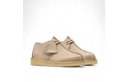 Clarks Men&apos;s Desert Trek Oxford Shoes In Sand Suede