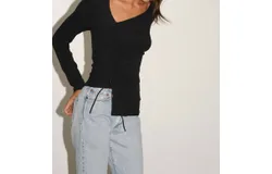 Lna Avi Ruched Rib Top In Black