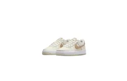 Nike Boy&apos;s Air Force 1 Lv8 5 Gs Sneakers In Sail&sol;khaki-Coconut Milk-White