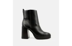 Shu Shop Wadi Boots In Black