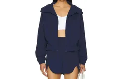 Beach Riot Casen Jacket In Marine Navy