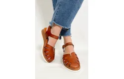 Btu By Bertuchi Women&apos;s Camilia Sandal In Caoba