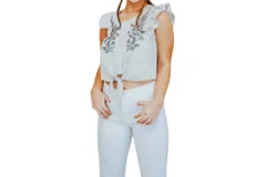 She &plus; Sky Talk Flirty To Me Crop Top In Grey