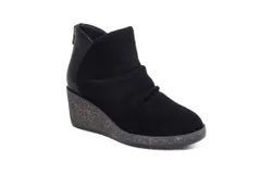 Aetrex Women&apos;s Kara Ankle Wedge Boot In Black
