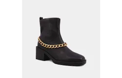 Women&apos;s Yenni Combat Boot With Chain in Black