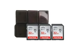 3x SanDisk 32GB SDHC Ultra 80MB&sol;s Memory Card with Memory Card Holder