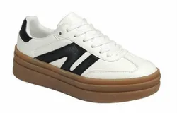 Forever Link Women&apos;s Topping Platform Sneaker In White Black