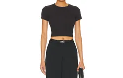 Cuts Tomboy Cropped Tee In Black