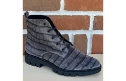 Eric Michael Azteca In Grey Print
