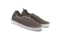 Ilse Jacobsen Tulip Flat Falcon In Falcon