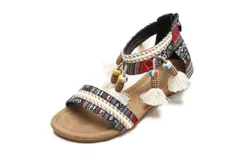 Women&apos;s summer sandals with flat pendant floral beach sandals