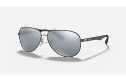Anteojos Lentes de Sol Ray Ban Carbon Fibre RB8313 004&sol;K6 61-13 &vert; Polarizado &vert; Color Espejo Plateado&sol;Gunmetal &vert; Protección UV &vert; Unisex Hombre Mujer &vert; Ancho Lente 61 mm &vert; Altura Lente 44 mm &vert; Tamaño Puente 13 mm &vert; Tamaño Varilla 145 mm