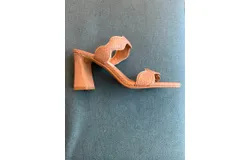 Dolce Vita Women&apos;s Ilva Sandal In Beige