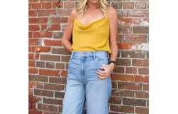 Deluc Metallic Top In Olive