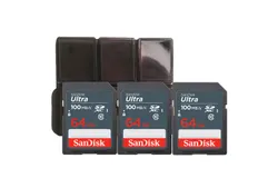 3x SanDisk 64GB Ultra SDXC UHS I Memory Card with Memory Card Holder