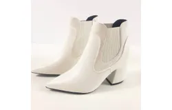 Qupid Women&apos;s Slip On Booties In White