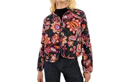 Molly Bracken Floral Quilted Jacket In Black Liv