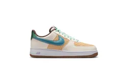 Nike Men&apos;s Air Force 1 Retro Shoe In Summit White&sol;mint