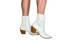 Matisse Caty Ankle Boots In Bone Croc
