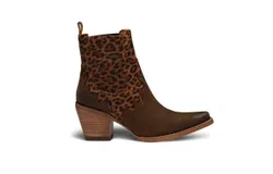 Buck & Brana Women&apos;s Montana Western Booties In Brown