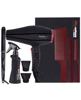 Secador de Pelo Profesional Turbo Xtreme BaByliss Pro BAB9400UC (Negro) + Secador de Diseño de Estudio BaByliss Pro Serie 1.25 Pulgadas Rizo #BCI005UC + Botella de Spray Barberology 10oz BaByliss Pro + Alfombrilla de Barbero Profesional BaByliss Pro + BaByliss Pro Barb