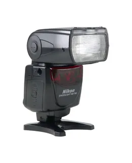 Ráfaga AF Speedlight SB-700 de Nikon para cámaras DSLR digitales de Nikon