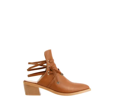 Bota de mujer Belle & Bloom 'Can't Be Tamed' con espalda abierta en color marrón