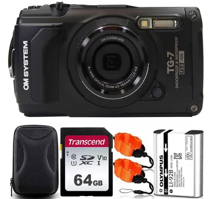 Cámara digital OM SYSTEM Tough TG-7 Negra con paquete de tarjeta de memoria de 64GB
