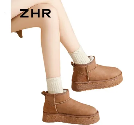 ZHR Botas de Nieve para Mujeres, Nuevo Estilo Invernal 2025, Botas Gruesas y Cálidas para el Noreste de China, Botas Cortas Versátiles con Suelas Gruesas, Color Camel AB50, Tamaño 39