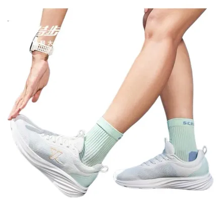Zapatillas de Running XTEP Huiyi para Mujeres, Zapatillas Deportivas para Primavera y Verano, Nuevo Estilo con Malla Transpirable, Zapatillas de Running Casual Ligeras y Amortiguadas para Mujeres